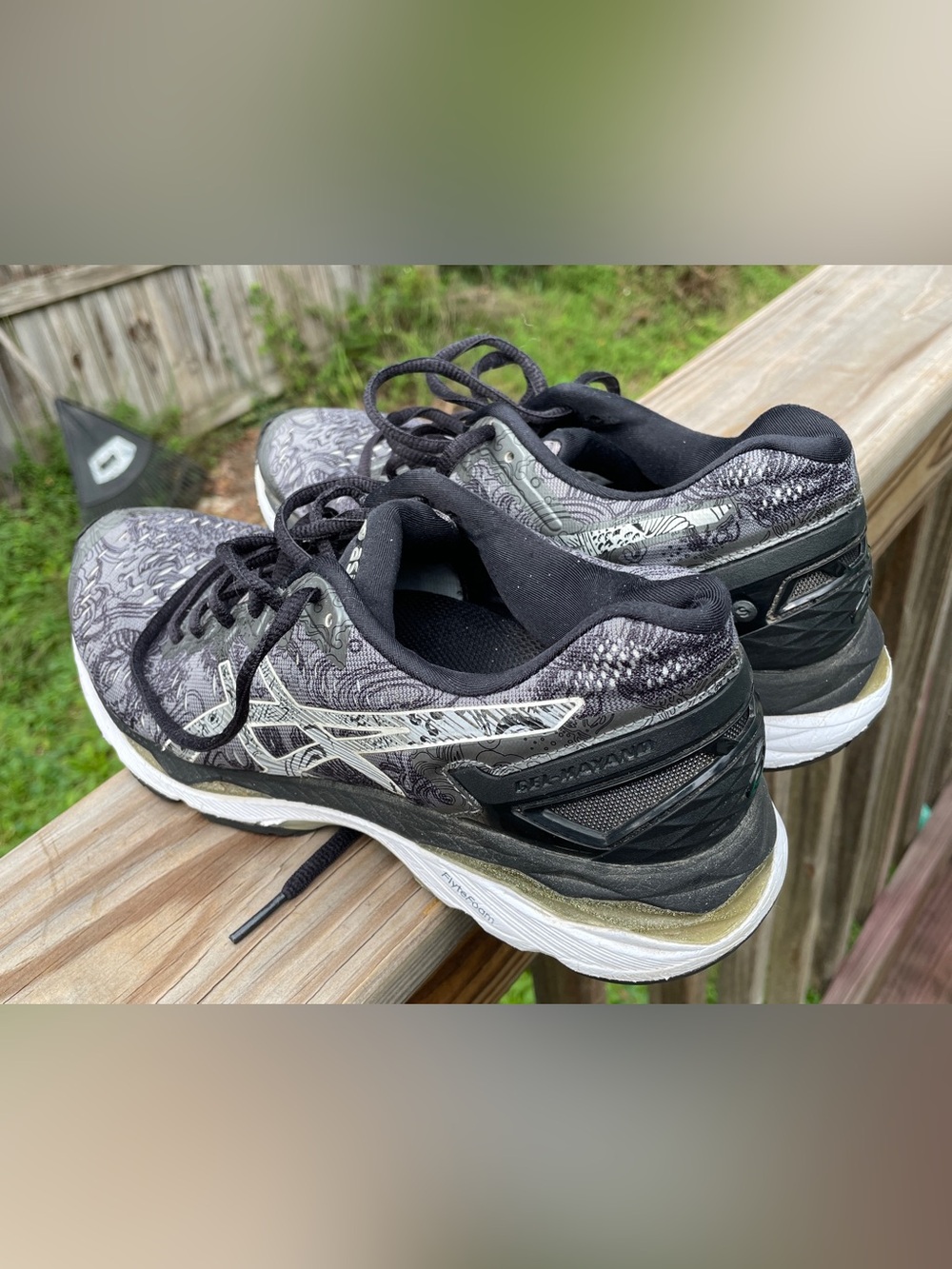 ASICS Gray Black Athletic Shoes US 9.5